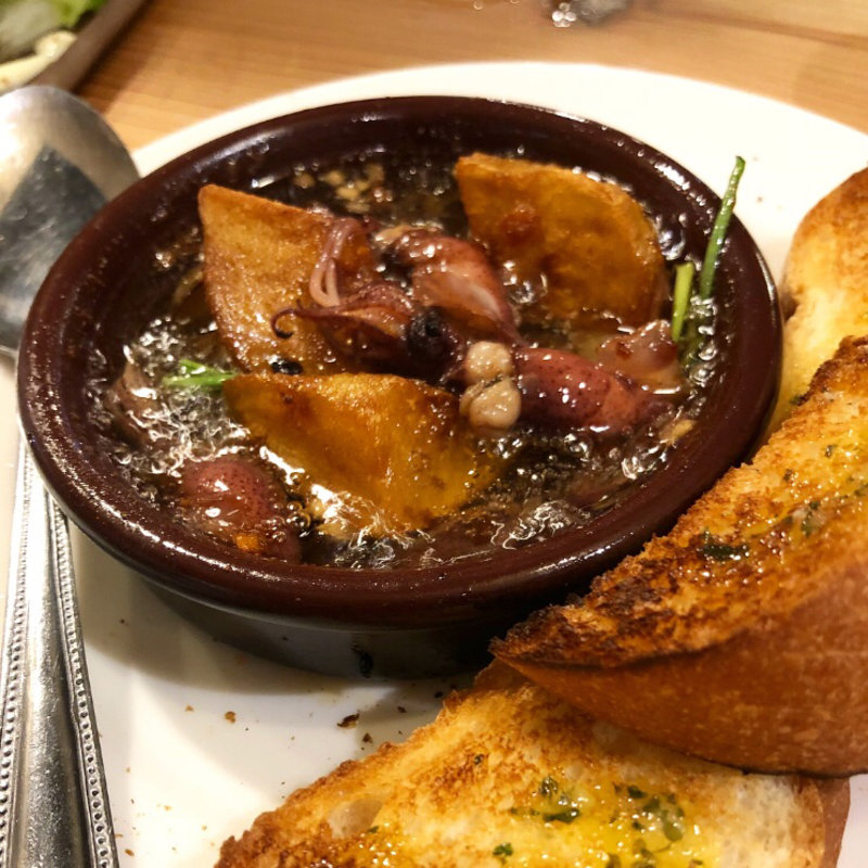 アヒージョ(bar gaudi)
