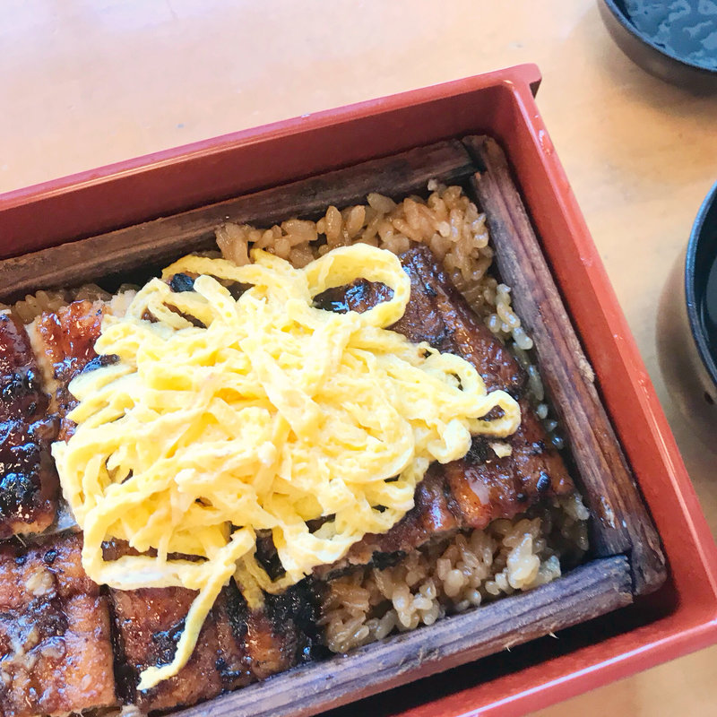 うなぎのせいろ蒸し(うなぎ料理 若松屋)