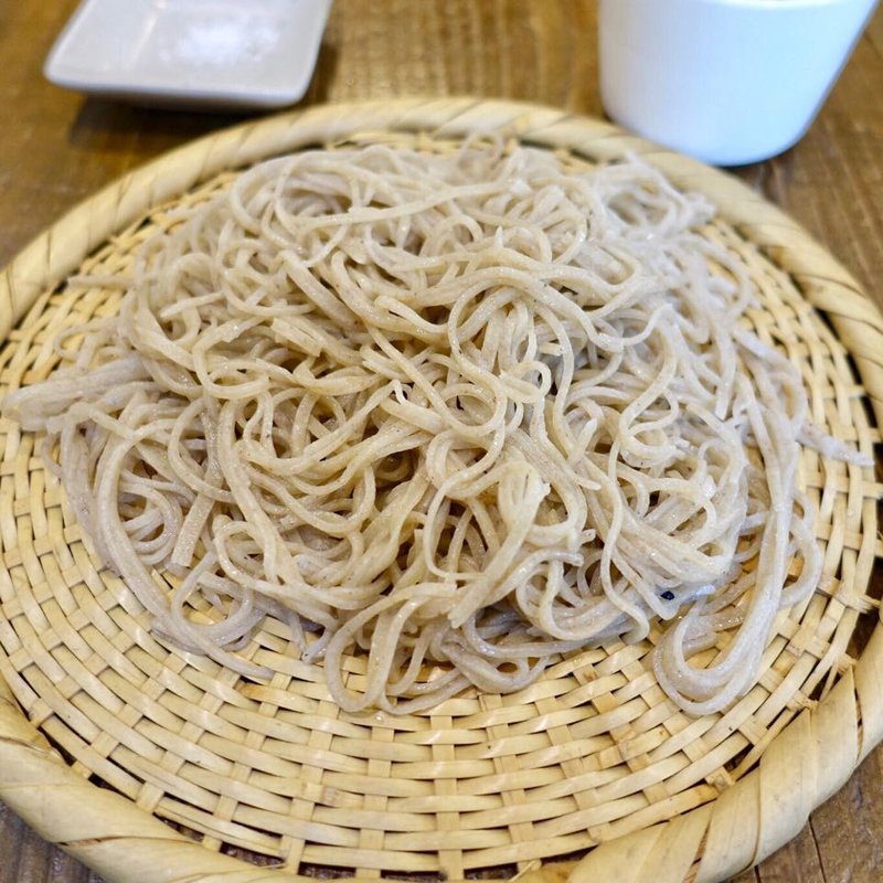 王道の手打ちざるそば(osoba dining もが)