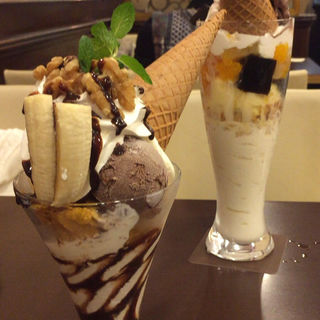 チョコレートとバナナとくるみのパフェ(KIEFEL 阪急三番街店)