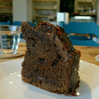 チョコレートと赤ワインのケーキ(イタリア家庭料理の教室とお惣菜のお店 カーザ・ミーア)
