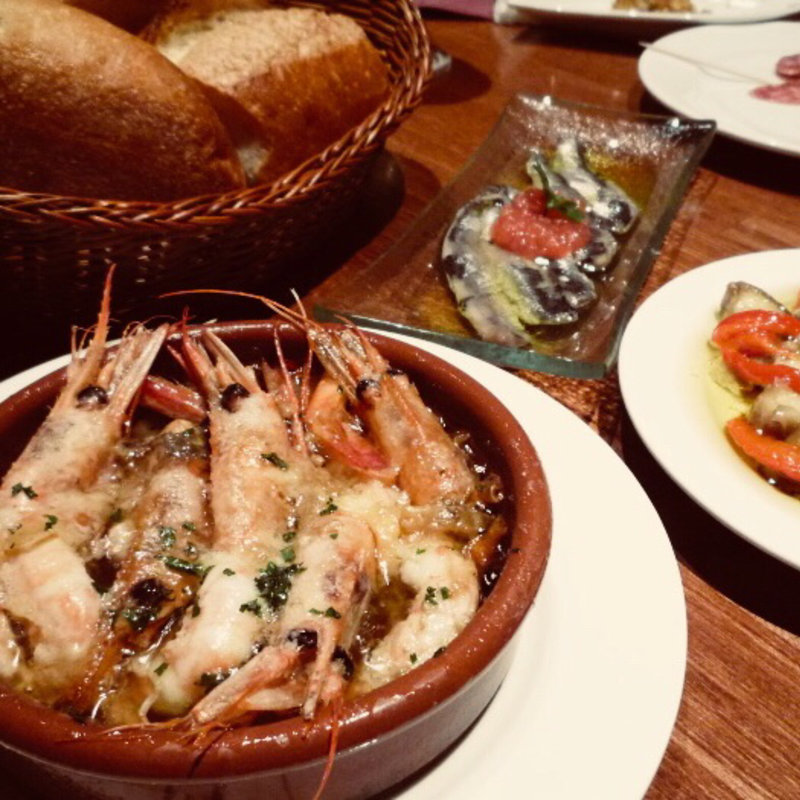 海老のアヒージョ(エル ニョスキ )