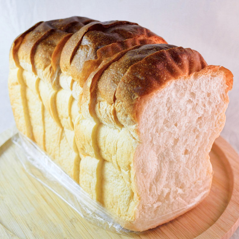 イギリスぱん(もぐもぐ )