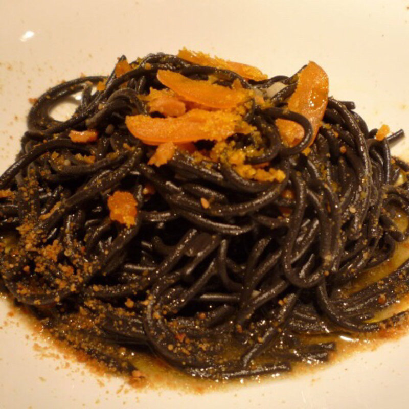 カラスミのイカ墨スパゲッティ(マルコ 102)