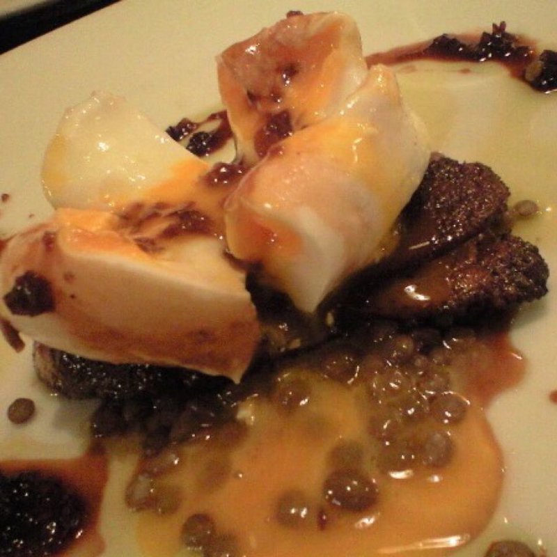 フォアグラソテーw/ポーチドエッグ(Pizzeria Quo Vadis（ピッツェリア クオ ヴァディス）)