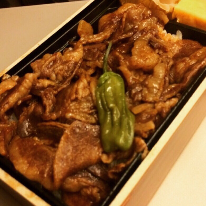 イベリコ豚重(eashion エキュート大宮店)