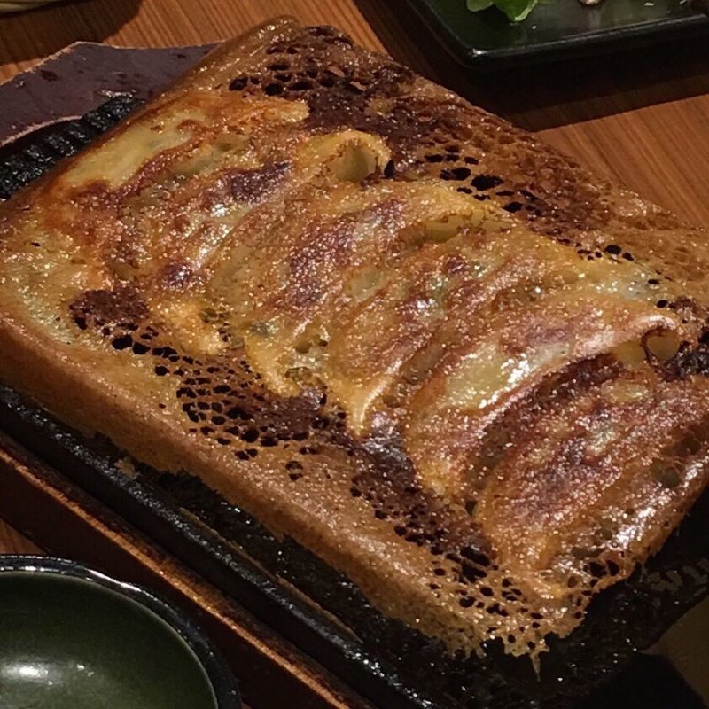 羽根つき餃子(旨唐揚げと居酒メシ ミライザカ 天満橋店)