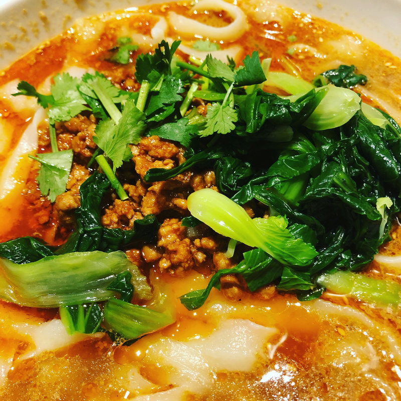 担々麺(刀削麺の王様)