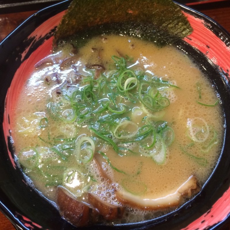 醤油豚骨特製ラーメン(麺や聰)