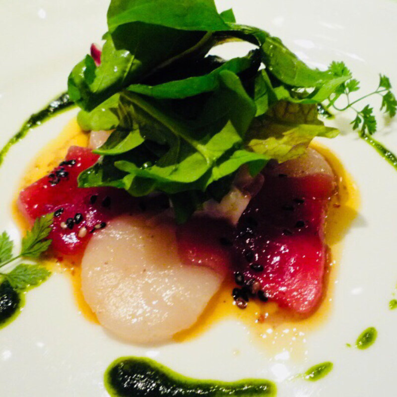 帆立と鮪のカルパッチョ(アクアオリビン AQUA OLIVINE)