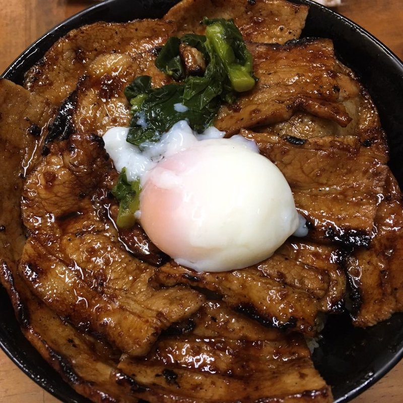 豚大学大、温玉(豚大学 新橋校舎)