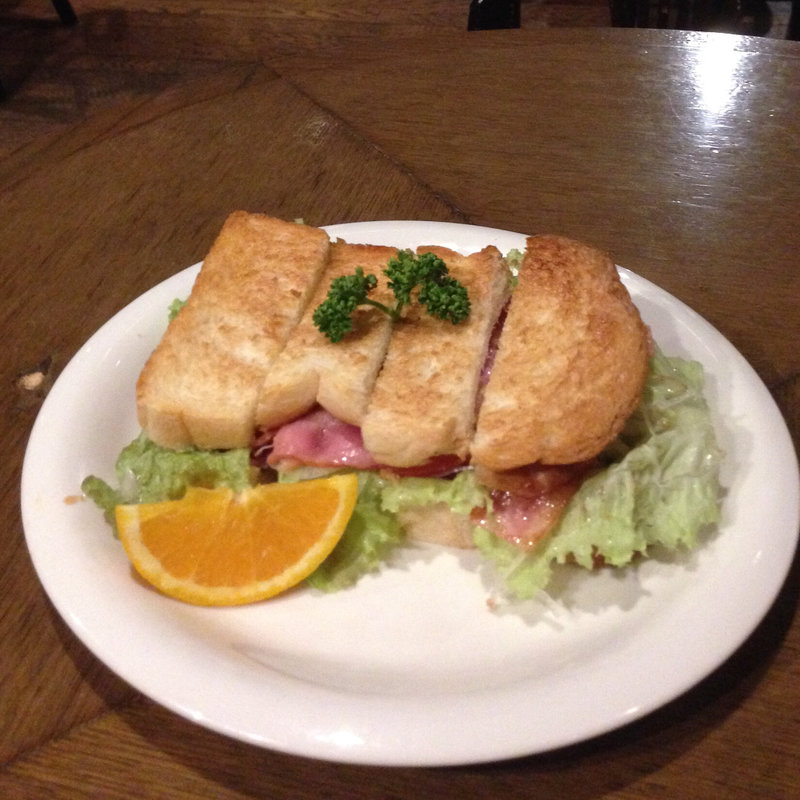 BLTサンド(萬屋宗兵衛 （よろずやそうべえ）)