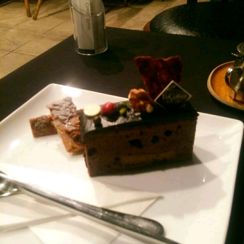 ケーキセット(DIXANS × LE COFFRET DE COEUR SHIROKANE)