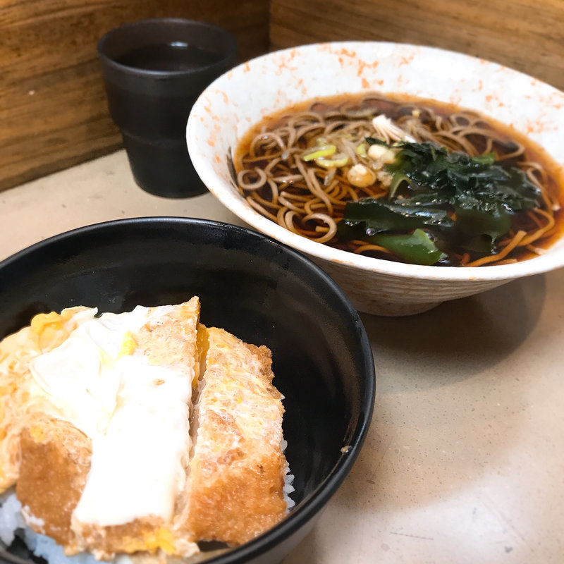 ミニかつ丼セット(えきそば)