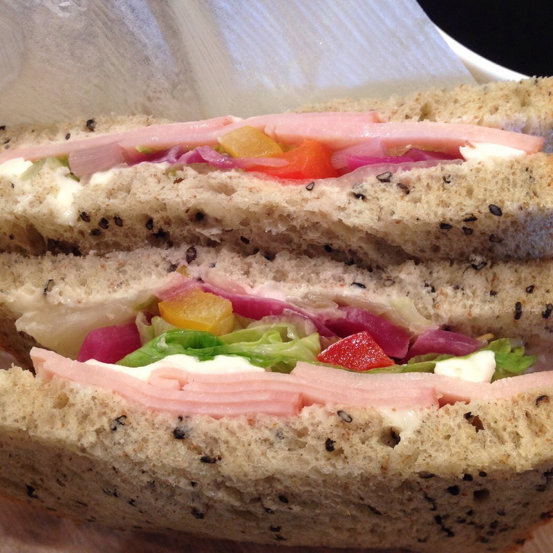 雑穀ロースハムピクルスサンド(進々堂 三条河原町店 )