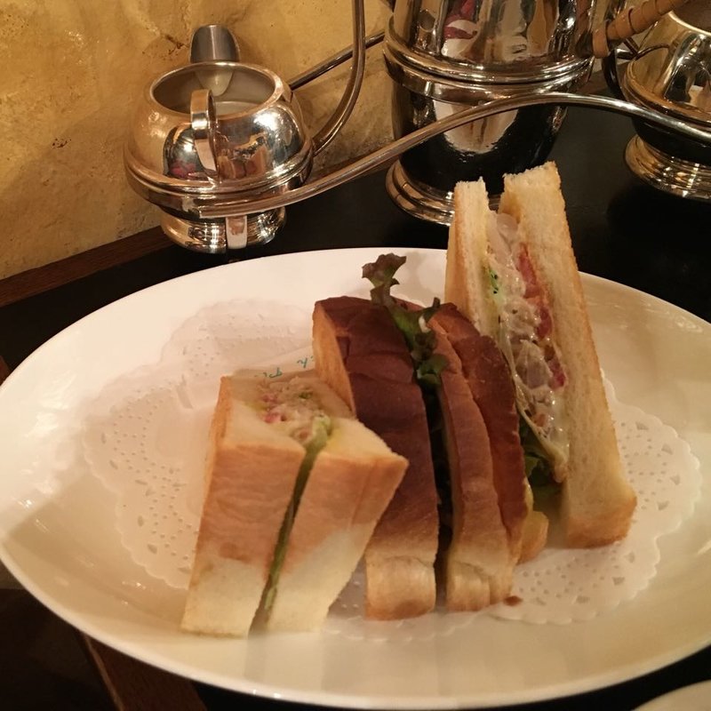 ツナとレタスのトーストサンド(梅田珈琲館ＹＣ)