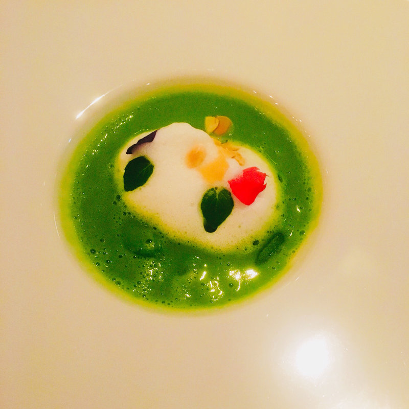 グリーンピースのスープ(ドゥ ミル （deuxmil）)