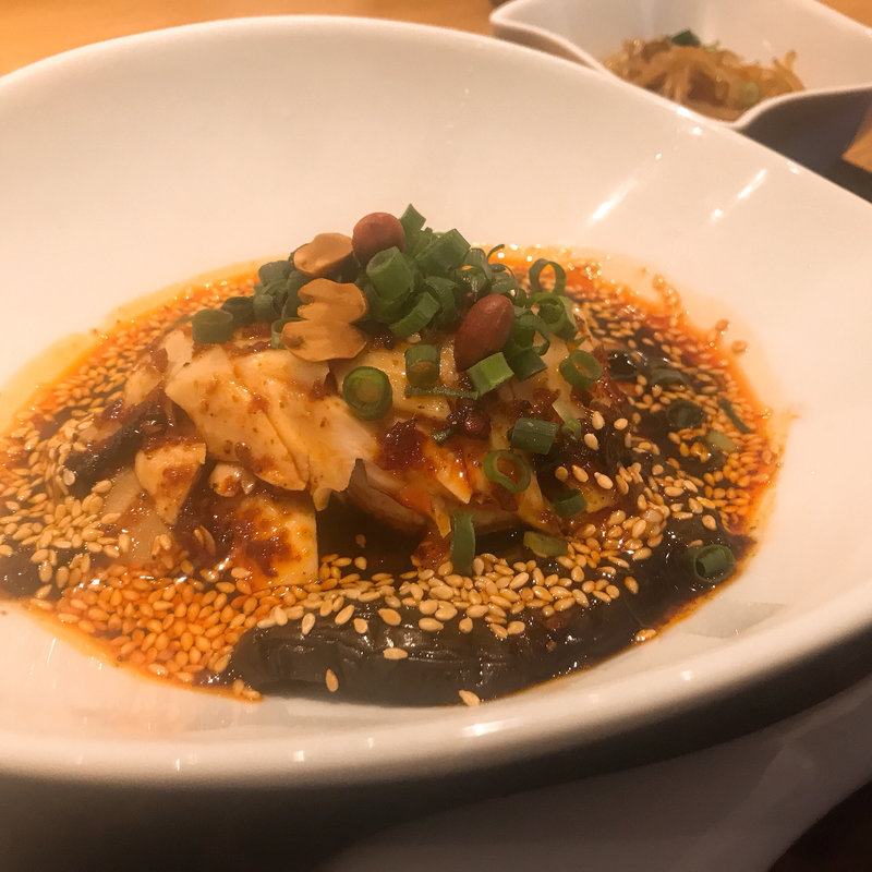 よだれ鶏 蒸し鶏の香りラー油(JASMINE憶江南 )