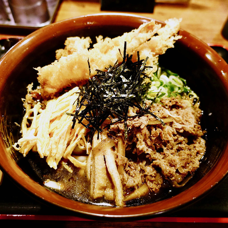 肉天ぷらぶっかけうどん(手打ち饂飩にしき )