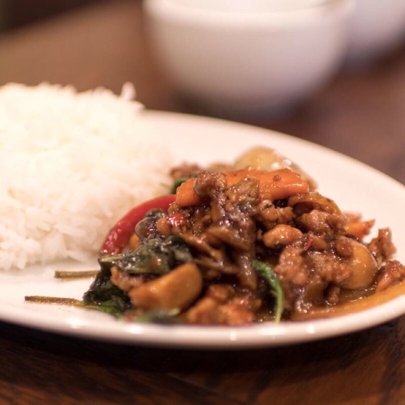 ガパオライス(D.D. Thaifood)