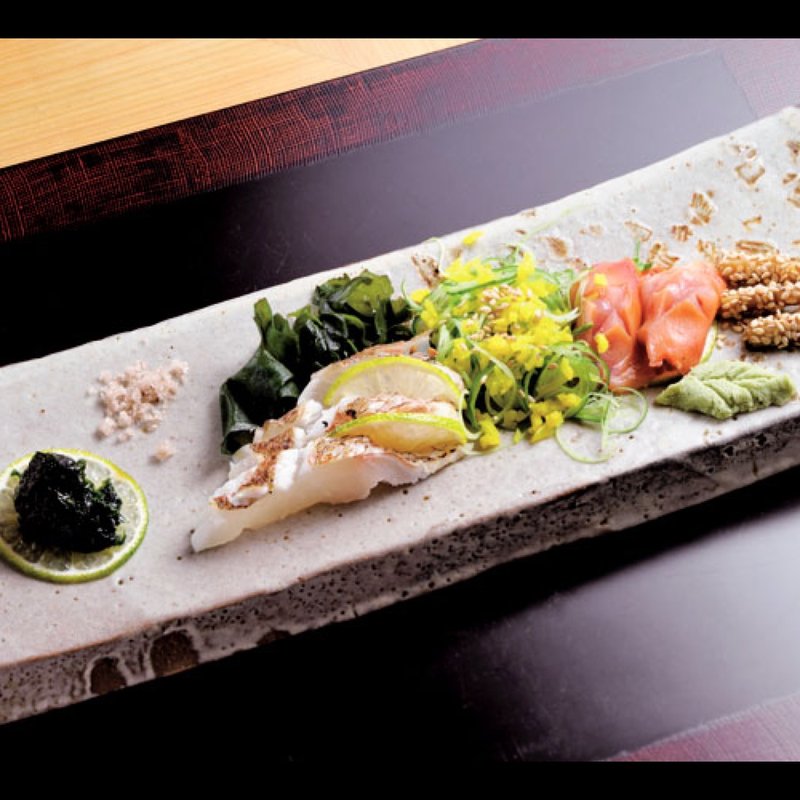 刺身（鯛と赤貝）(まる)