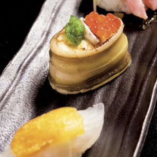 世界三貫盛(独楽寿司 めじろ台店)