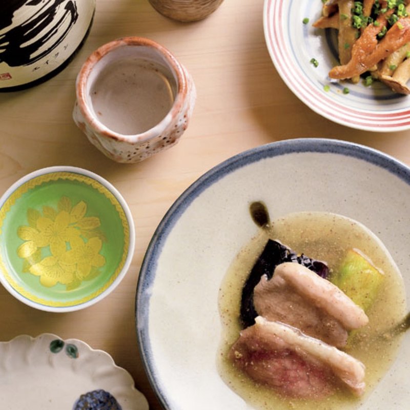 彩りキノコのサンチョビ炒め、茄子と鴨の揚げ出汁、英君 特別純米ひやおろし(離亭 三ぶん)