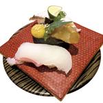 活〆真鯛三昧（活〆真鯛焼き霜炙り、鯛めし風軍艦、伊達真鯛）(回転寿司 すしえもんイーアス高尾店)