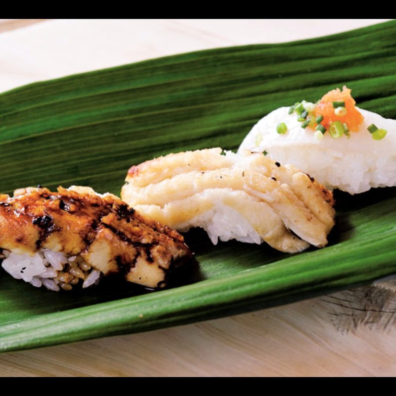 穴子三種（ツメ、塩、生）(すし処 新田中)