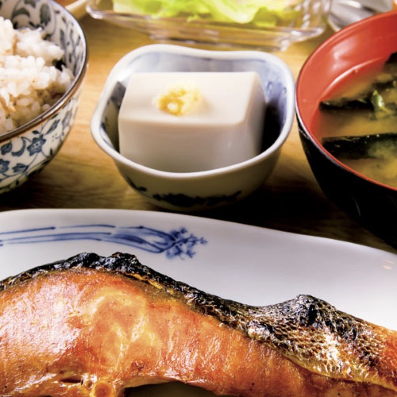 甘塩鮭焼き(花未月)