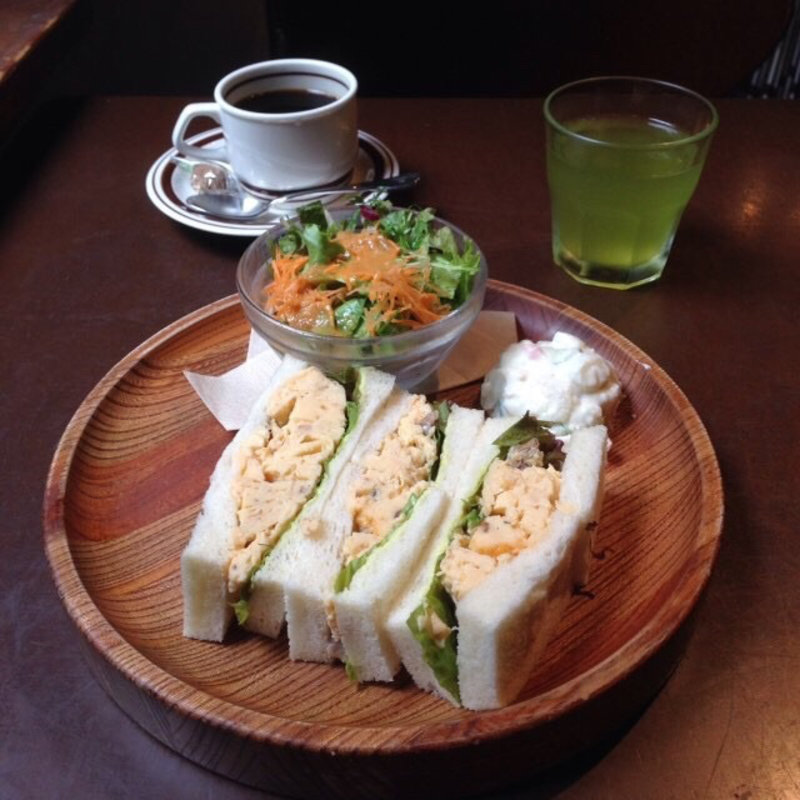 茶美豚と薩摩赤玉の玉子サンドウィッチ(伊右衛門サロン （IYEMON SALON KYOTO）)