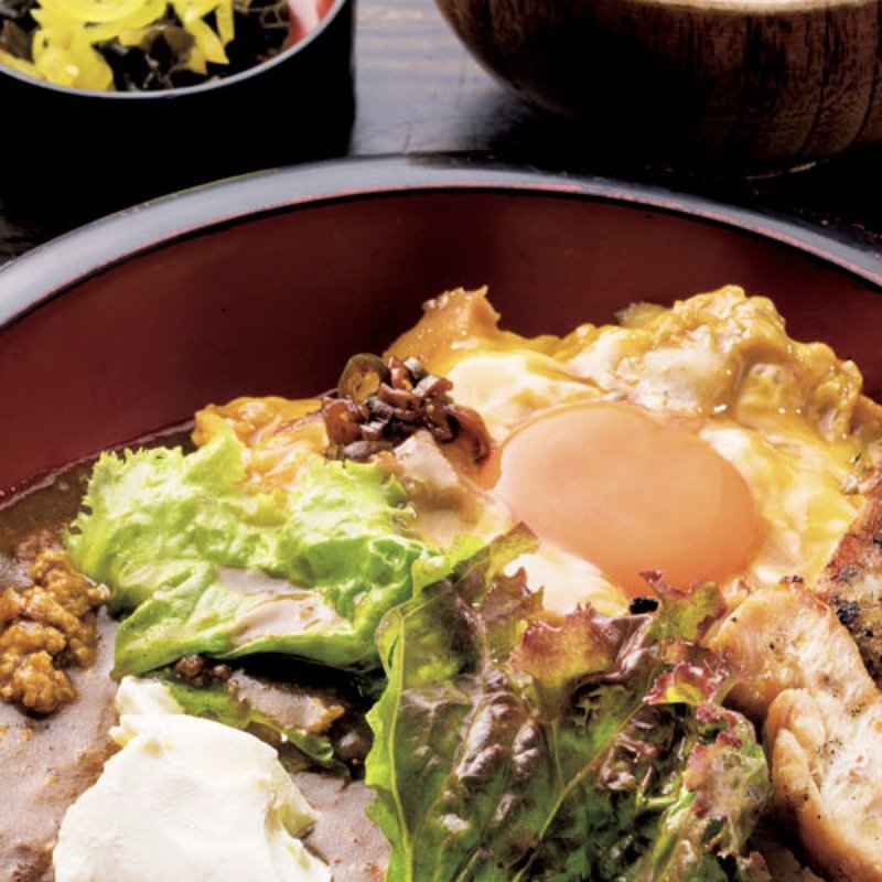 キーマカレー親子丼(鶏味座屋台)
