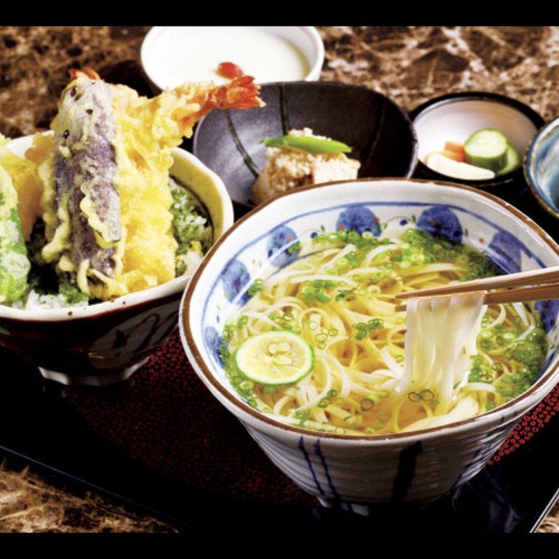 稲庭うどんと季節の天麩羅(玄菜壱上)
