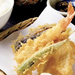 季節の天ぷら定食　松(串天ぷら 段々屋)