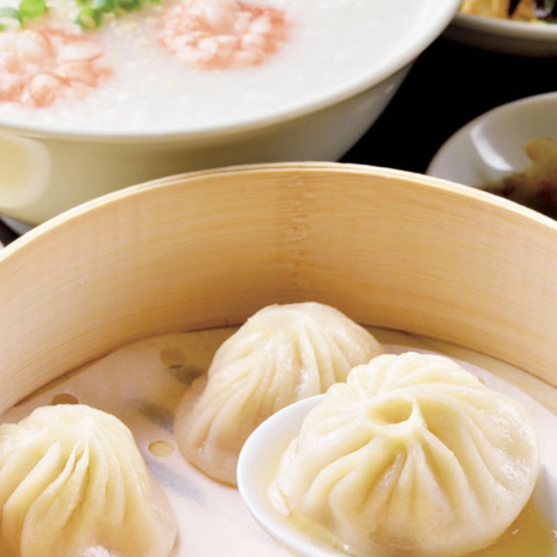 手作り小籠包セット(西門食房 （シーメンショクボウ）)