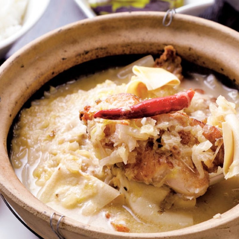 本日の土鍋料理（酸菜魚の土鍋煮込み）(白碗竹筷樓 赤坂店)