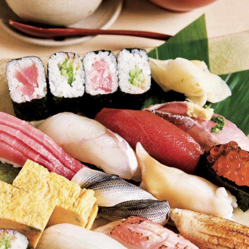 にぎり 勝どき にぎり10貫、巻物1本、茶碗蒸し、椀(つきじ鈴富 ホテルニューオータニ店)