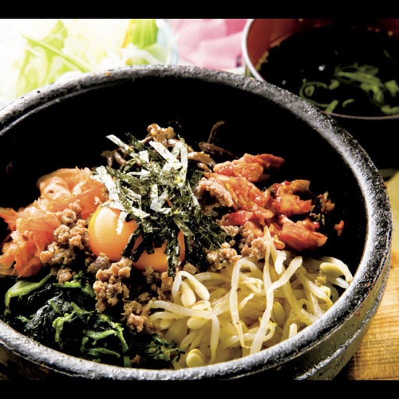 石焼ピビンパ定食（サラダ、スープ、お新香付き）(路地裏 （ろじうら）)
