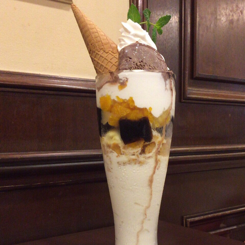 ジャンボチョコレートパフェ(KIEFEL cafe dining 32番街店)