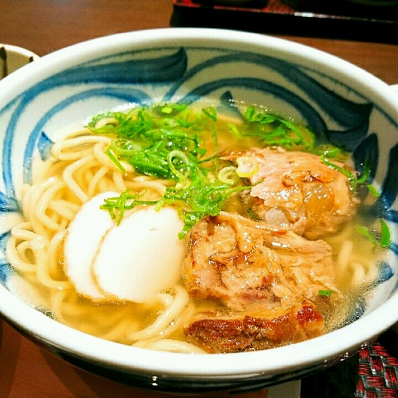 軟骨ソーキそば定食(沖縄料理あだんKITTE博多店)