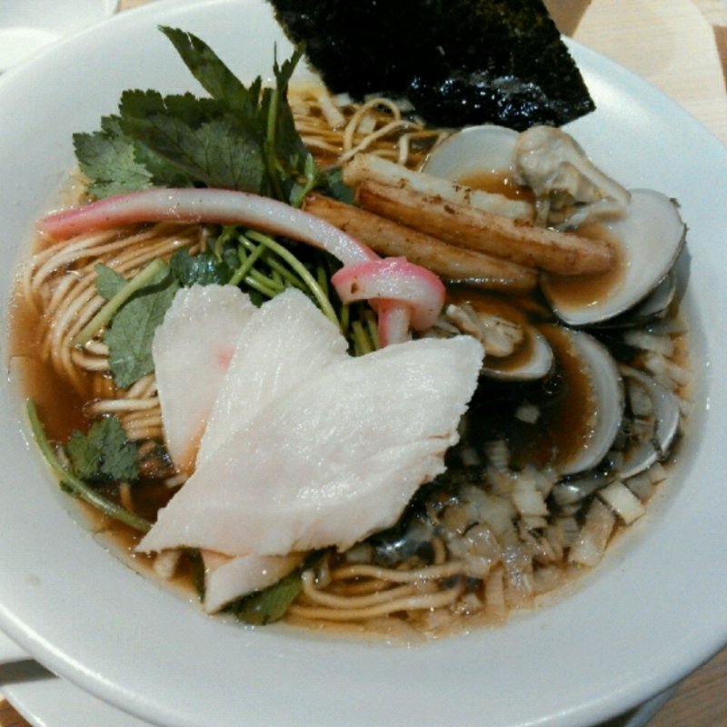 鶏と蛤の濃厚つけ麺(麦とオリーブ)