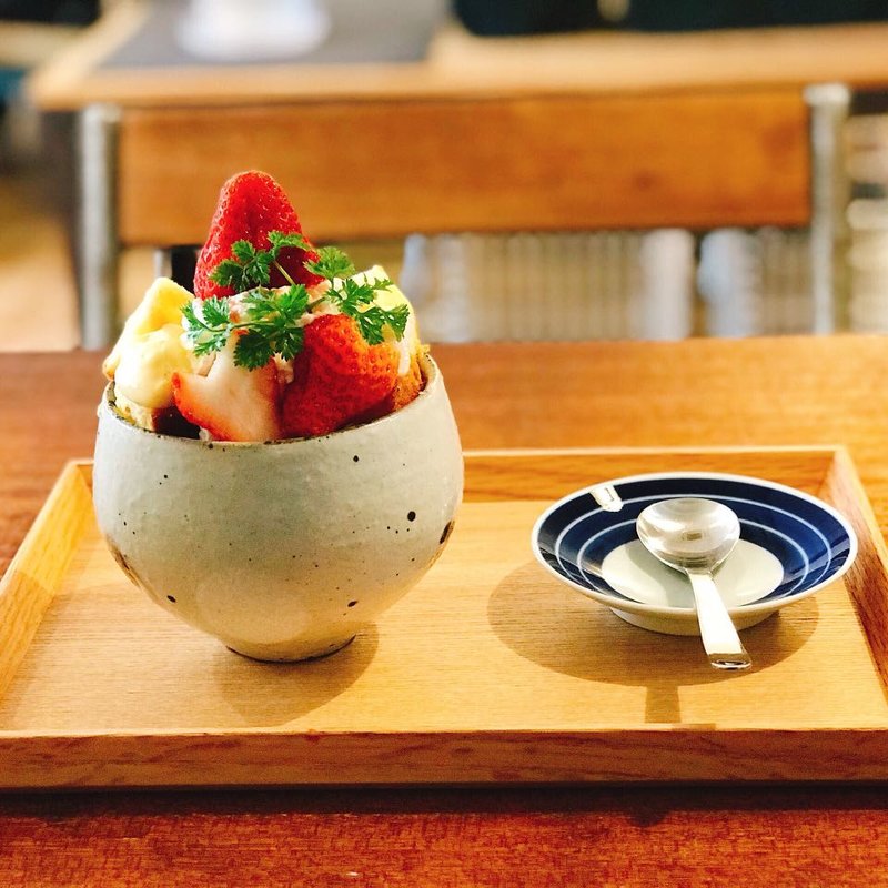 ほっこりいちごのパフェ(吹上の森 六甲)