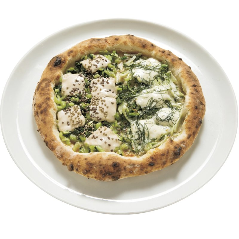 野沢菜＆フェンネルのピザ(エンボカ 東京)