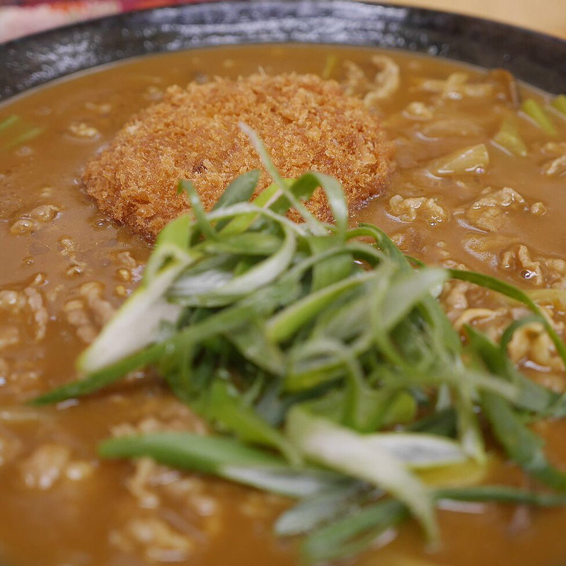 メンチカツカレーうどん(手打ちうどん 紅屋)