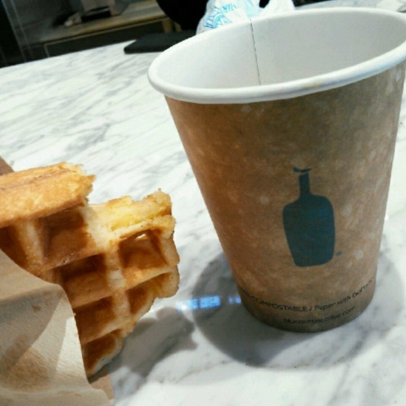 リエージュワッフル(ブルーボトルコーヒー 清澄白河 ロースタリー＆カフェ （Blue Bottle Coffee）)