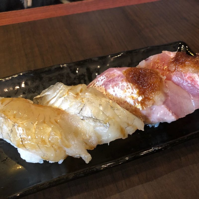 鮨 2貫(麺哲支店 麺野郎 )