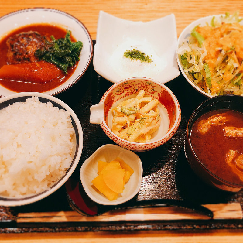 煮込みハンバーグ定食(京味 宇さ美 （キョウアジ ウサミ）)
