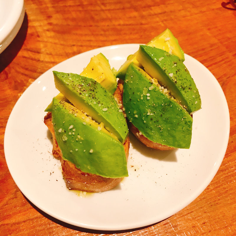アボカドのバゲット(ボデガス ガパ)