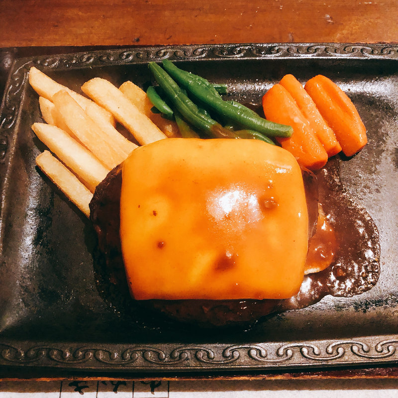 チーズハンバーグ(わかき )