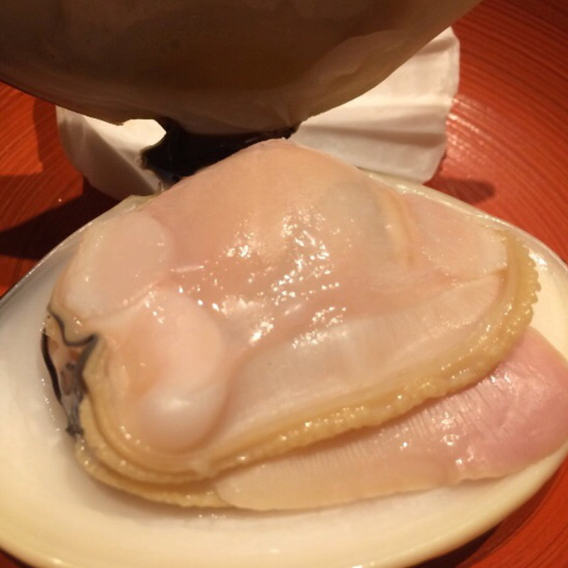 うどんすきのハマグリ(美々卯（みみう）)